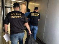 homem-acusado-de-roubo-e-preso-dentro-de-aviao-no-aeroporto-de-belem