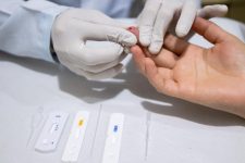 ‘julho-amarelo’-oferta-testes-rapidos-e-vacina-contra-hepatites-virais-na-praca-da-republica,-em-belem