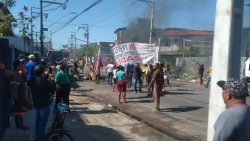 manifestantes-protestam-por-entrega-de-conjunto-habitacional-e-bloqueiam-via-em-belem