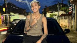influencer-e-feito-refem-apos-carro-em-que-foi-sequestrado-capotar-na-grande-belem;-video