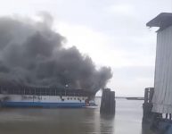 incendio-atinge-balsa-em-porto-na-rodovia-arthur-bernardes,-em-belem