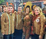 apos-acompanhar-desfile-da-grande-rio,-helder-barbalho-anuncia-repasse-de-r$-1-milhao-as-escolas-de-samba-de-belem