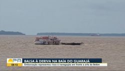 imagens-registram-embarcacao-a-deriva-em-frente-a-orla-de-belem