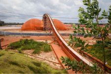 justica-condena-grupo-noruegues-hydro-a-pagar-r$-50-milhoes-a-comunidades-afetadas-por-emissao-de-gases-poluentes