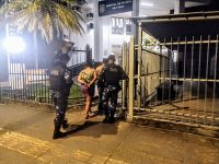 casal-e-preso-em-flagrante-apos-furtar-refletor-do-boulevard-da-gastronomia,-em-belem