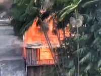 video-mostra-incendio-que-destruiu-duas-casas,-em-belem