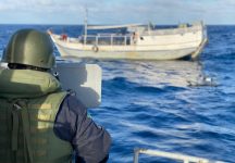 barco-e-apreendido-em-alto-mar-pela-pf-e-marinha-com-2-milhoes-de-macos-de-cigarros-contrabandeados-do-suriname