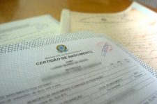 acao-faz-mutirao-de-reconhecimento-de-paternidade;-em-2024,-para-contabiliza-mais-de-6-mil-criancas-sem-o-nome-do-pai-na-certidao