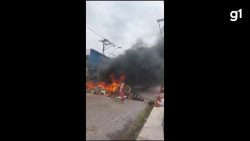 moradores-ateiam-fogo-em-barricada-e-interditam-rodovia-arthur-bernardes,-em-belem